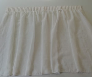 prestations : exemple de voilage à plis plat, tombé plombé